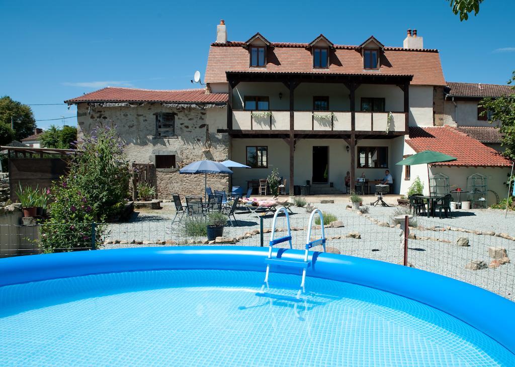 L'Ancien Presbytere Chambres D'Hote Ou Gite Le Dorat Exterior foto