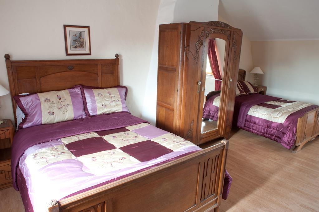 L'Ancien Presbytere Chambres D'Hote Ou Gite Le Dorat Quarto foto